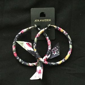 Ava & Aiden hoop earrings
